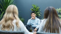 Psychologists Identify 9 Phrases Self Centered People Commonly Use Without Realising Their Impact